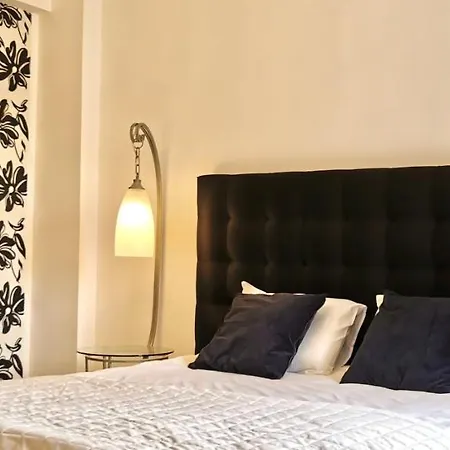 Lovely Apartment With Sea View Bat Yam Exterior photo