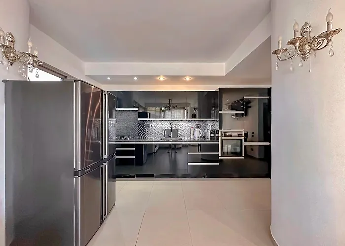 Lovely Apartment With Sea View